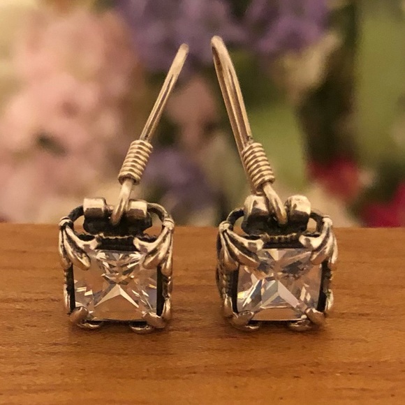 Silpada Sterling Silver Cubic Zirconia Uptown Earrings W0975 - Picture 9 of 16